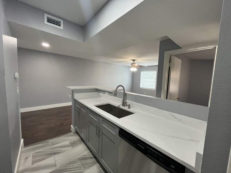 3008 Parkway Blvd Apt 302 property image