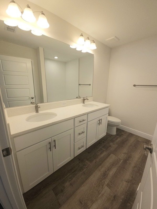 7726 N Janeaux Dr property image