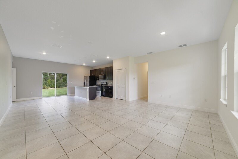 464 Marion Oaks dr property image