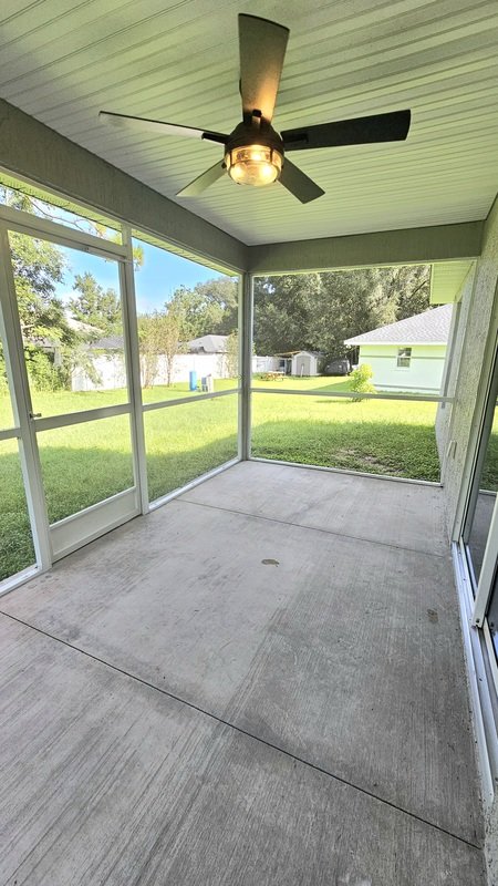 10 Pine Radial property image