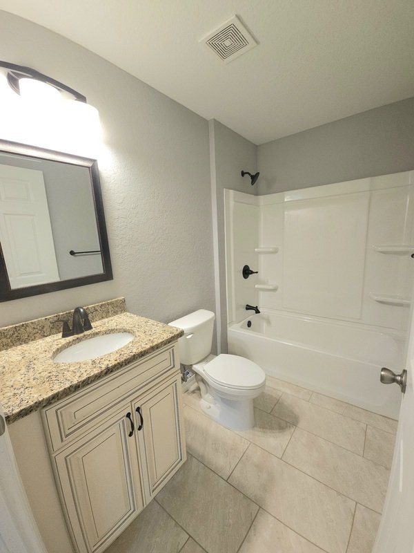 16585 SW 31st Cir property image