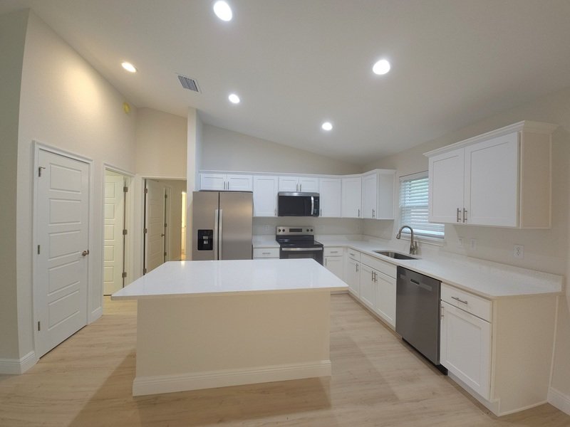 8943 N Trojan Dr property image