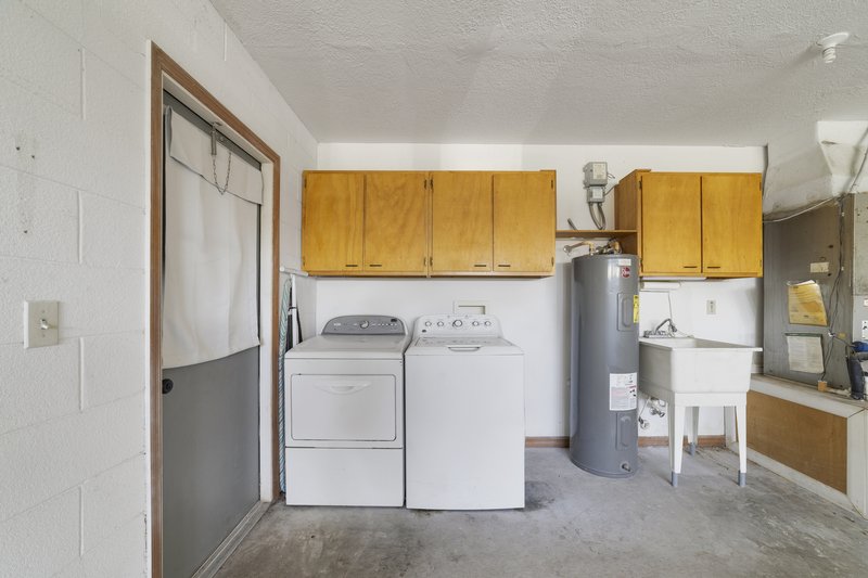 11904 Desmar Ct property image