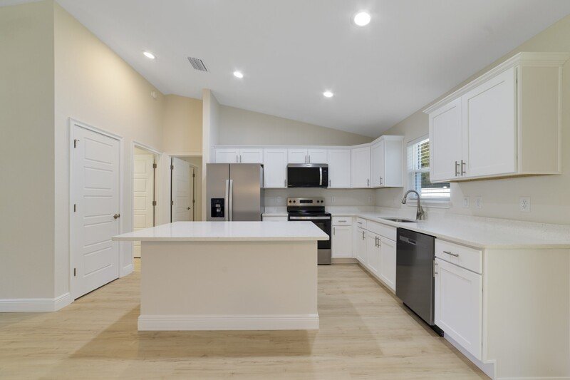 8943 N Trojan Dr property image