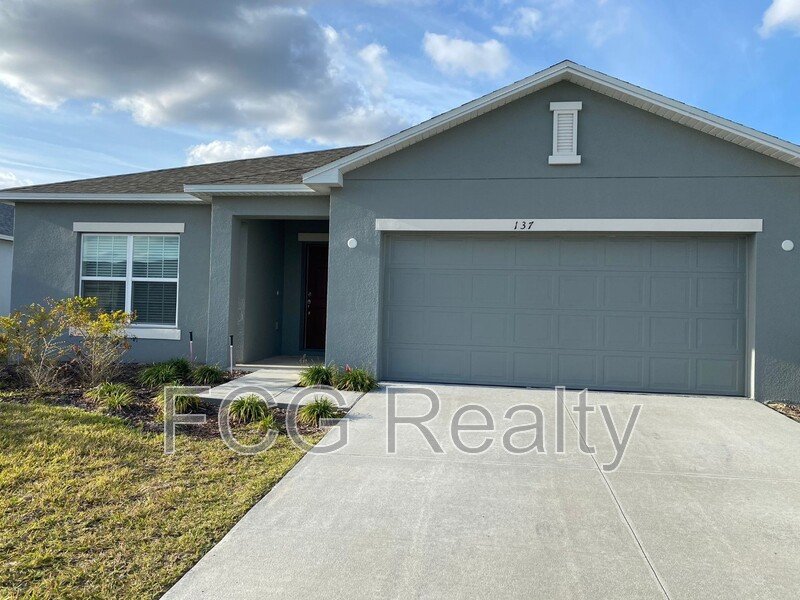 137 Hamlet loop property image