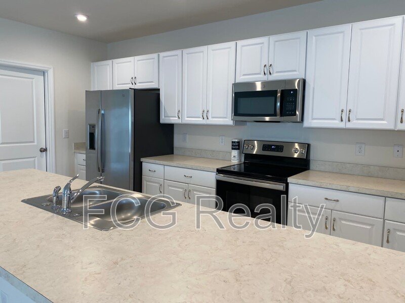 137 Hamlet loop property image