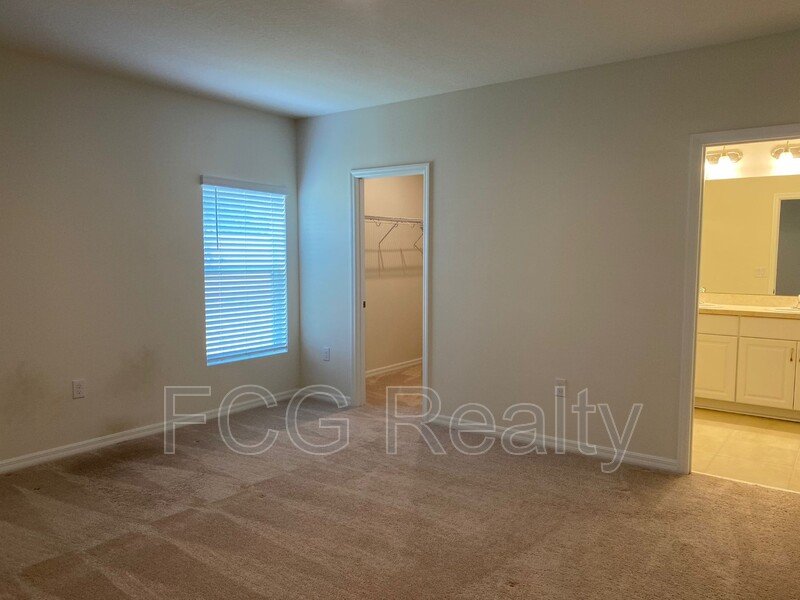 137 Hamlet loop property image