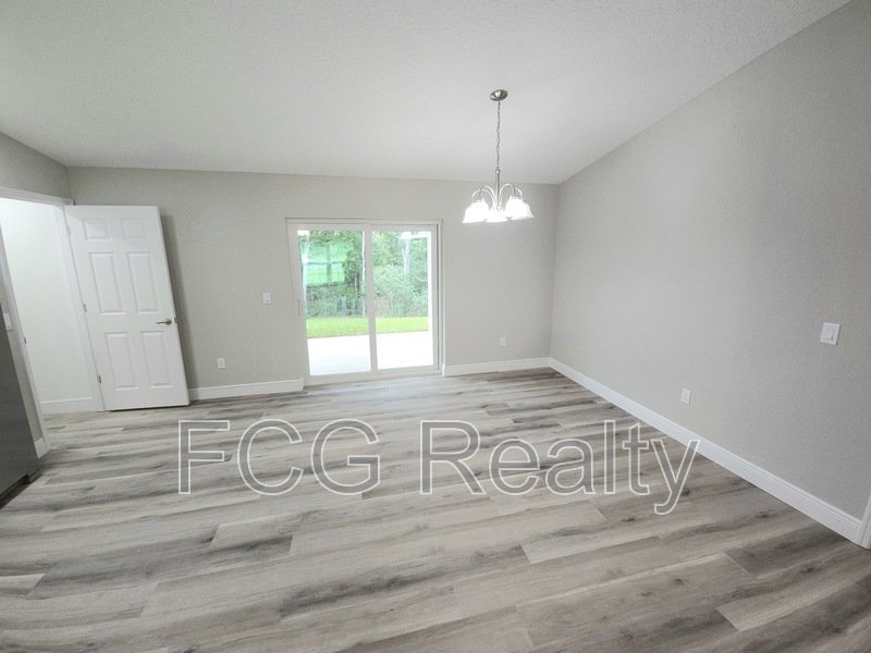 7883 N Fieldstone Dr property image