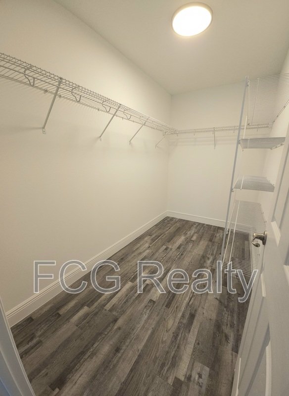 8027 N Independence Way property image