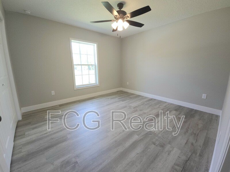 3328 W Naegelia Pl property image