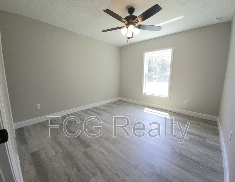 3328 W Naegelia Pl property image