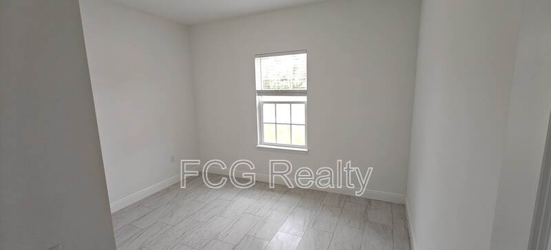 9451 N Emellia Ave property image