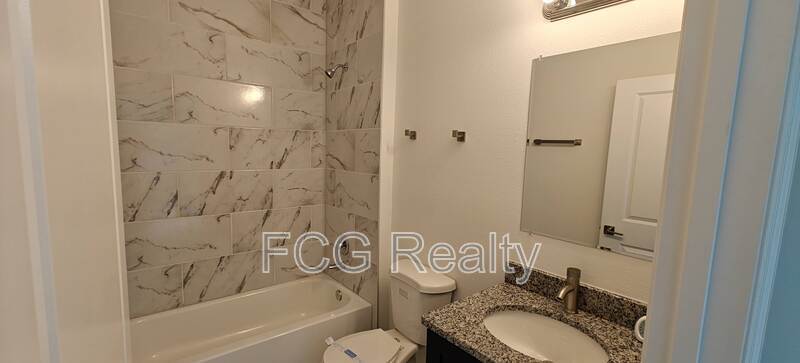 9451 N Emellia Ave property image