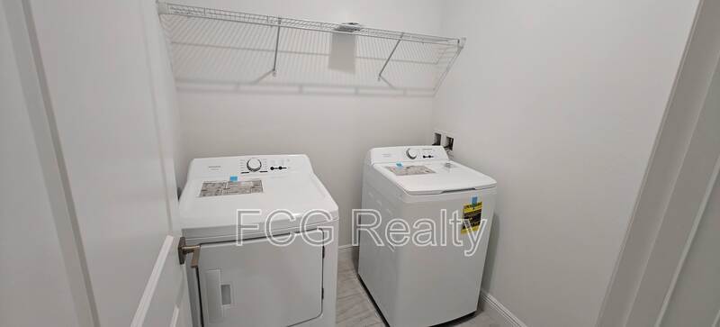 9451 N Emellia Ave property image