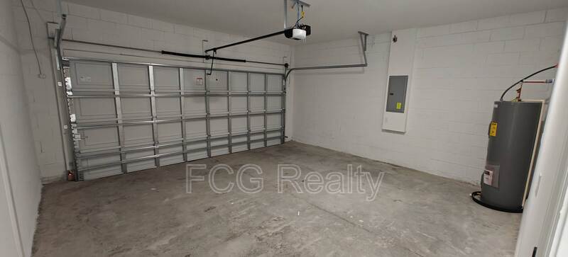 9451 N Emellia Ave property image