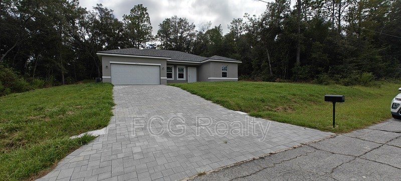 9451 N Emellia Ave property image