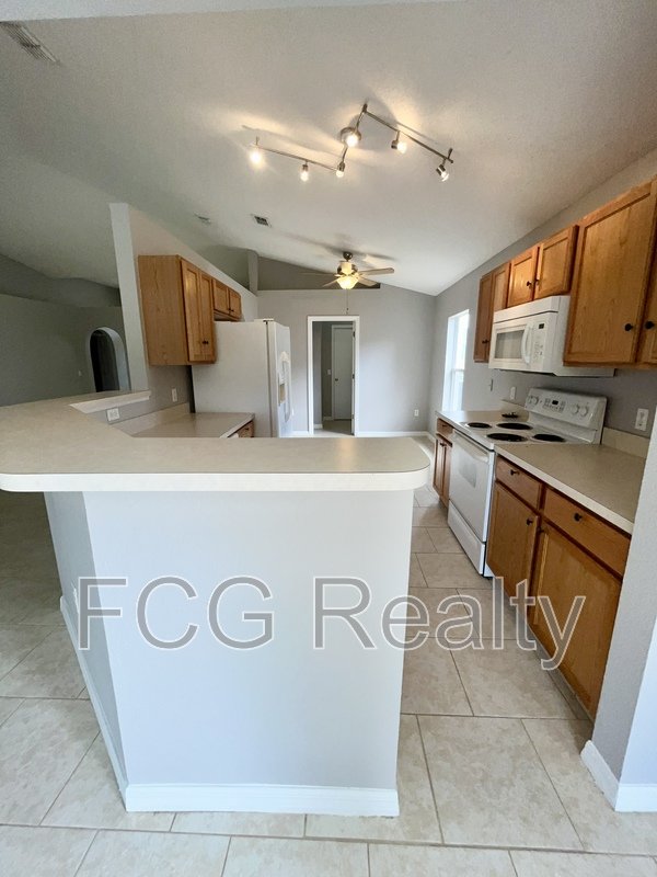 5819 Windridge Dr property image