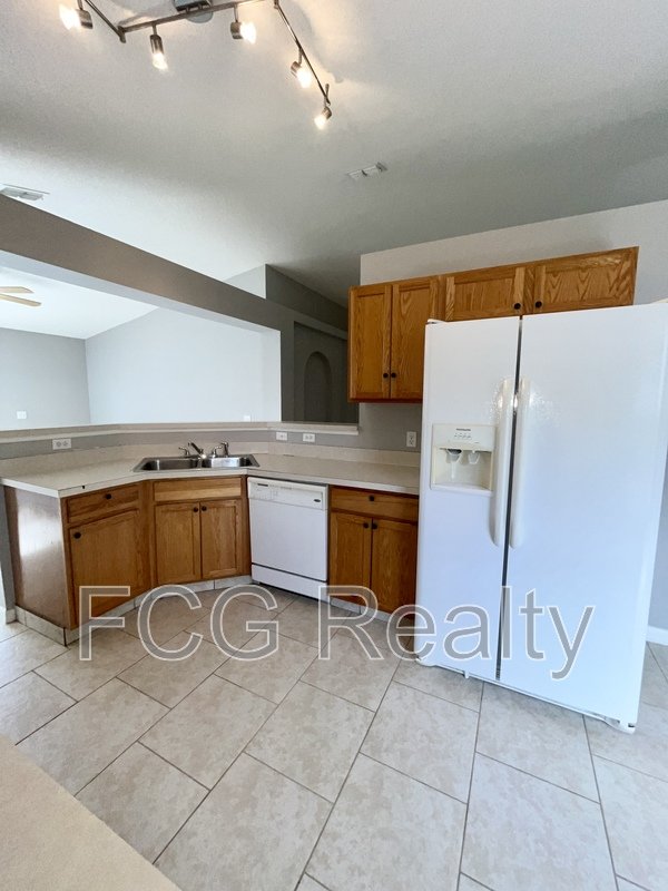 5819 Windridge Dr property image