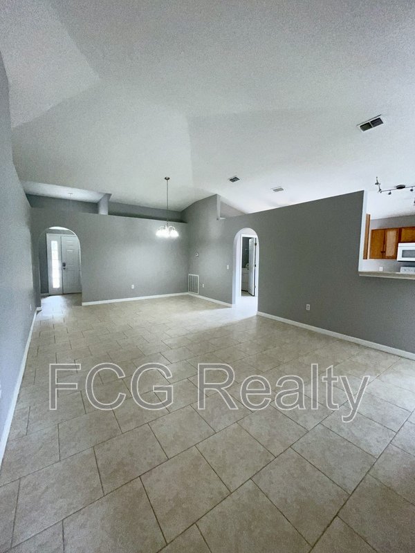 5819 Windridge Dr property image