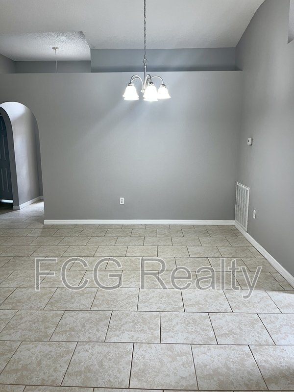 5819 Windridge Dr property image