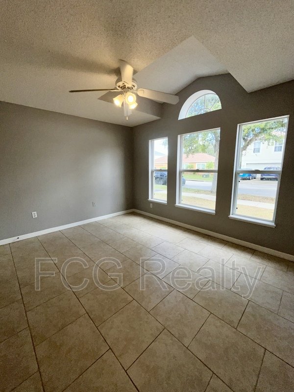 5819 Windridge Dr property image