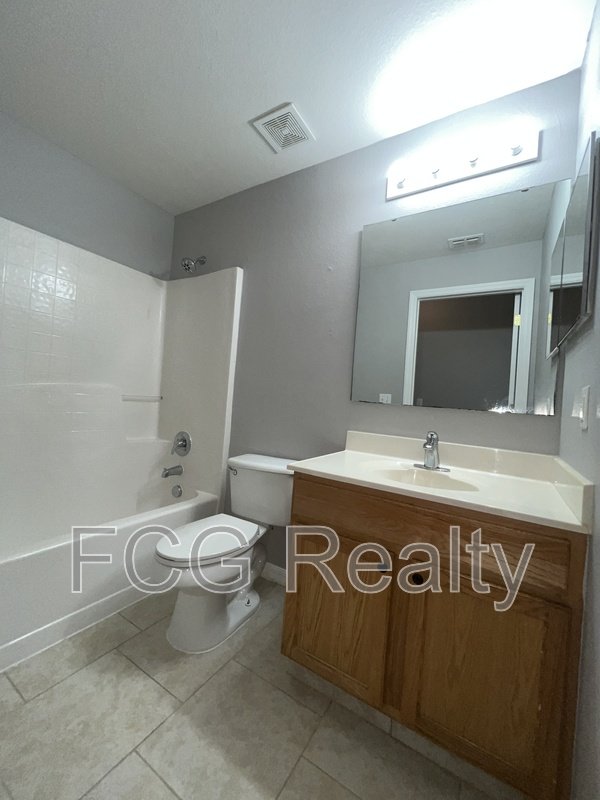 5819 Windridge Dr property image