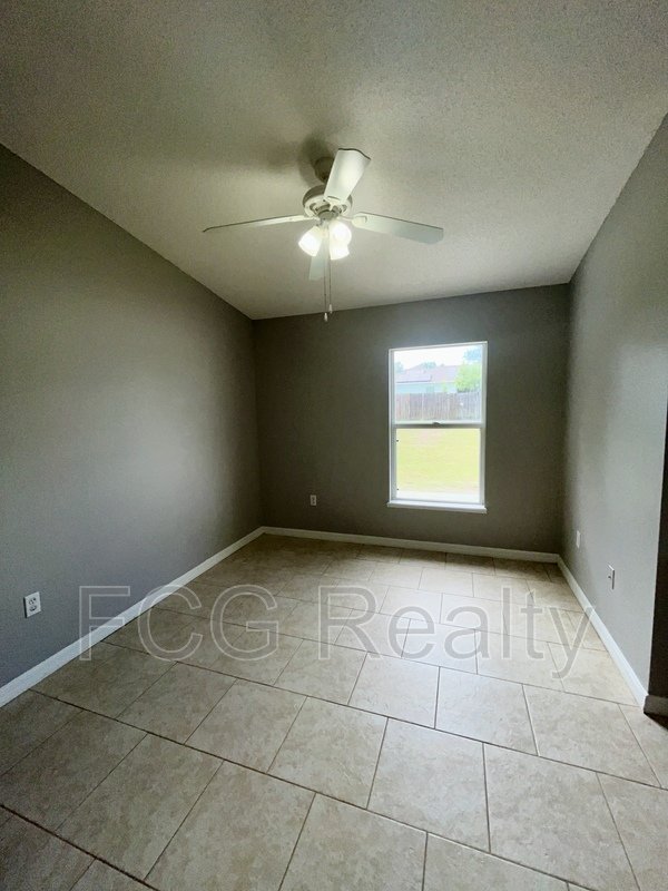 5819 Windridge Dr property image