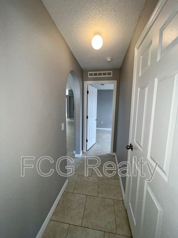 5819 Windridge Dr property image