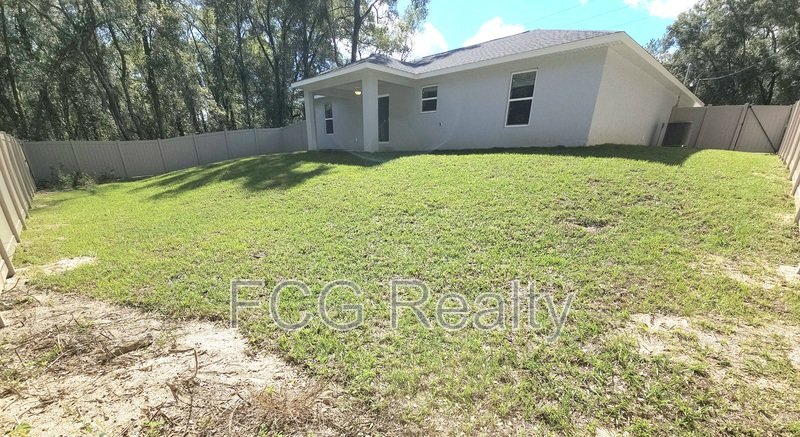 9115 N Sandree Dr property image