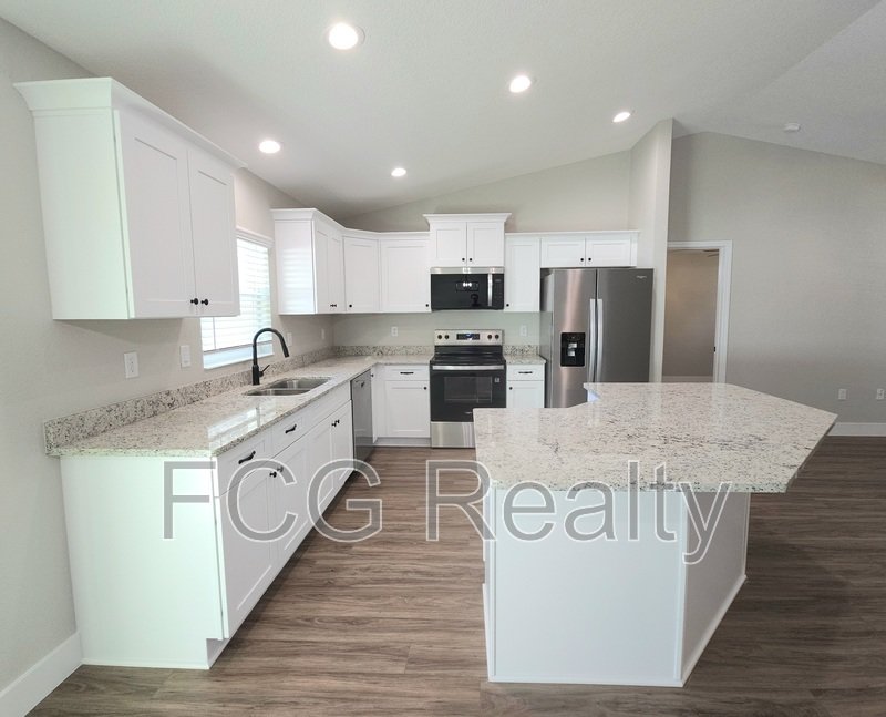 7771 N Keystone Dr property image