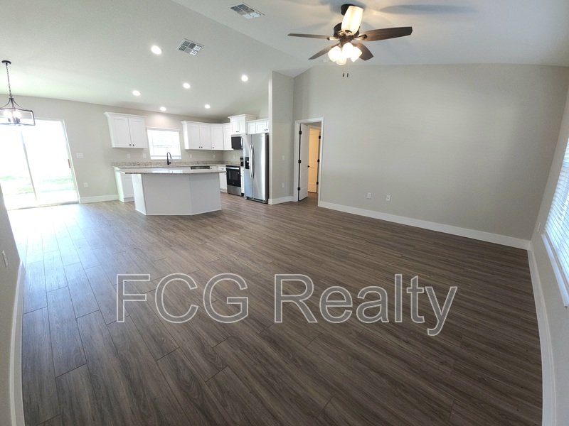 7771 N Keystone Dr property image