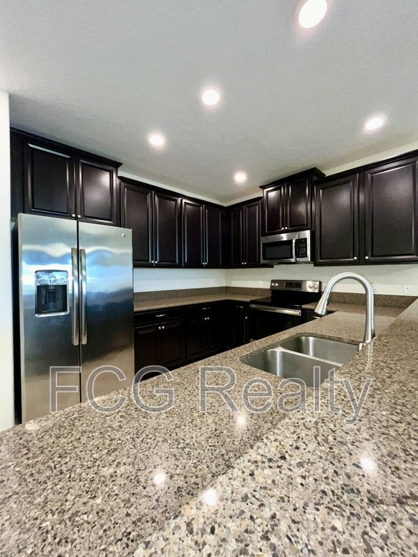 8975 Azalea Sands Ln property image