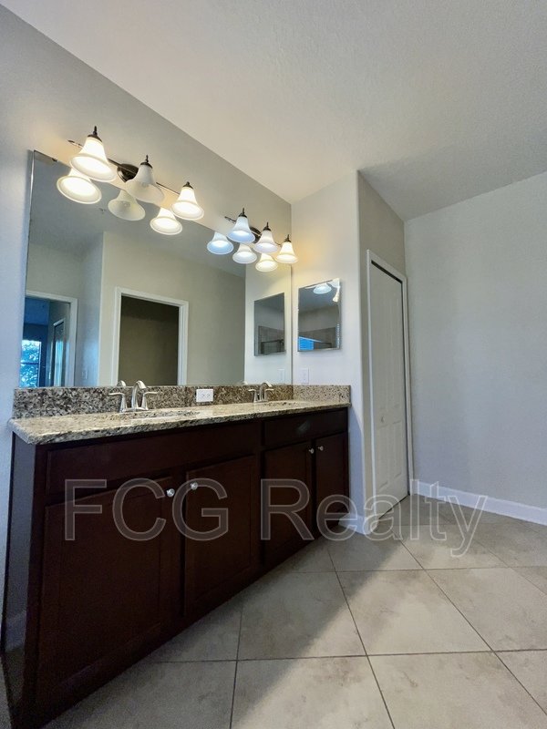 8975 Azalea Sands Ln property image