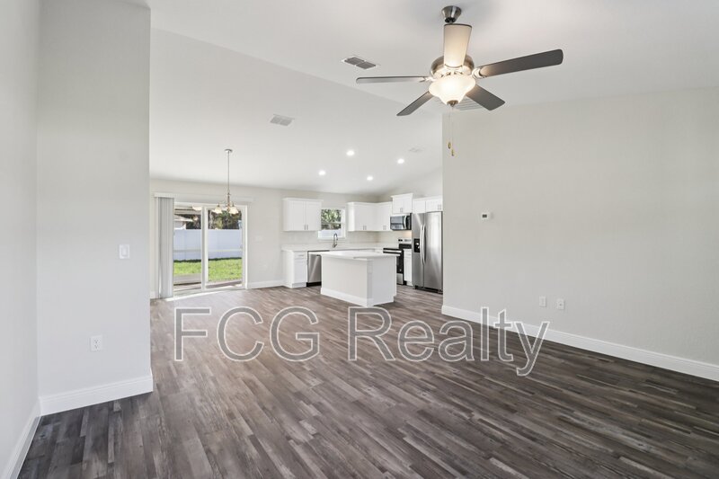 7299 Hemlock Rd property image