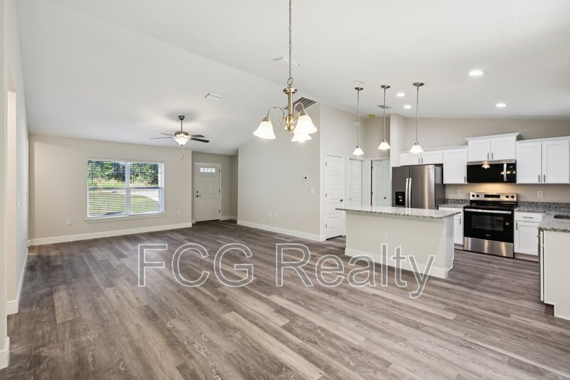 10675 N Adler Dr property image