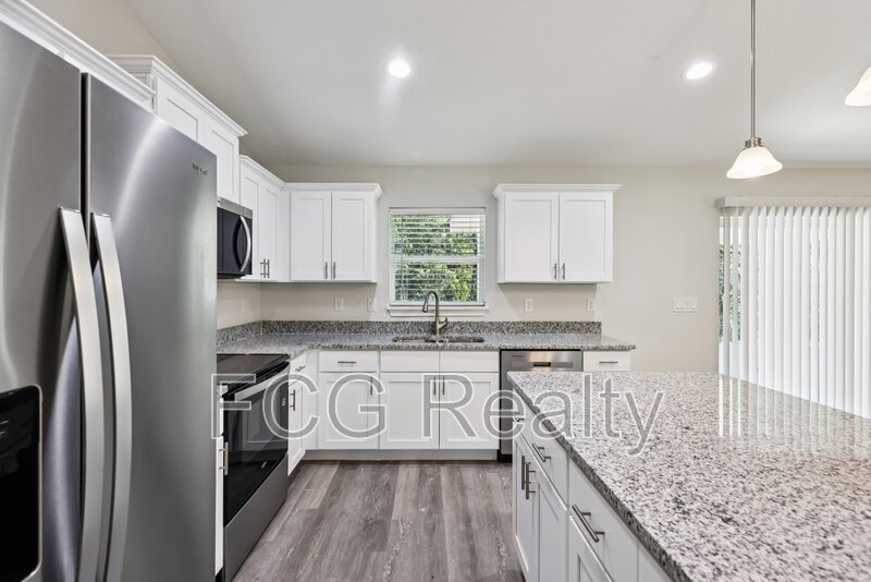 10675 N Adler Dr property image