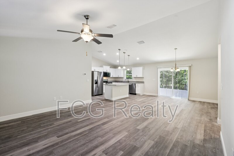 10675 N Adler Dr property image