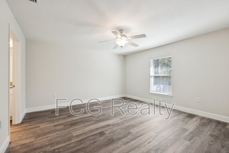 10675 N Adler Dr property image