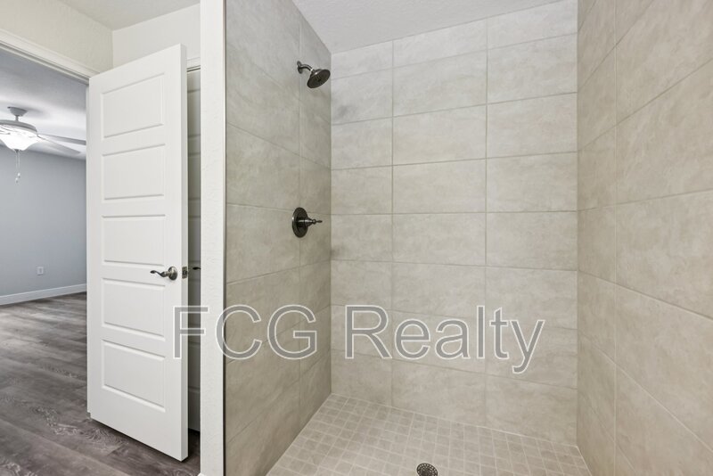 10675 N Adler Dr property image