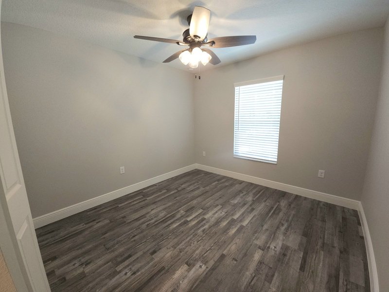 8027 N Independence Way property image