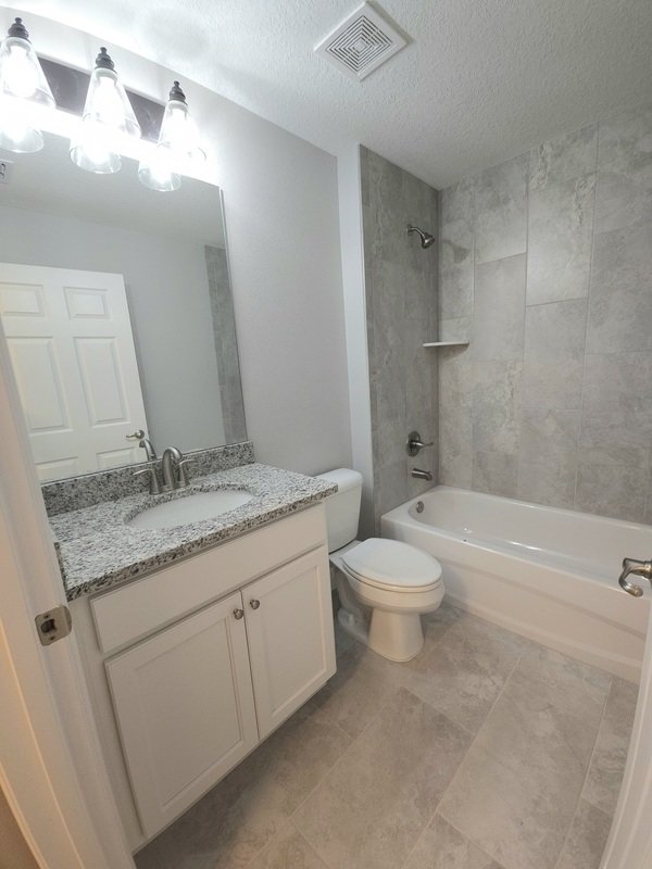 8027 N Independence Way property image