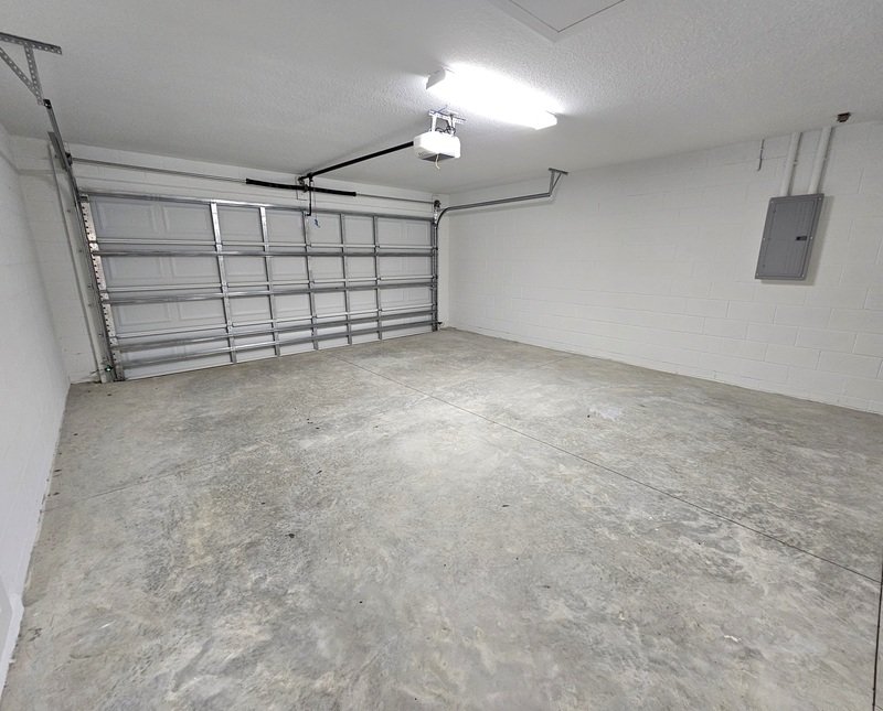 8027 N Independence Way property image