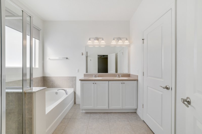 11701 Verrazano Dr, Orlando FL 32836-8866 property image