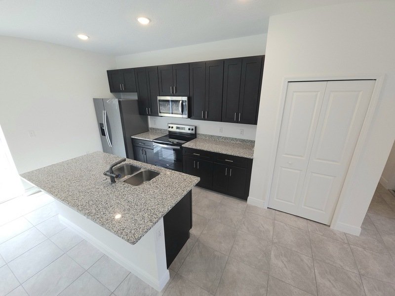 7130 N Cricket Dr property image