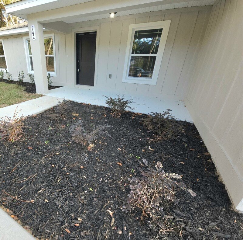 742 W Deacon pl property image