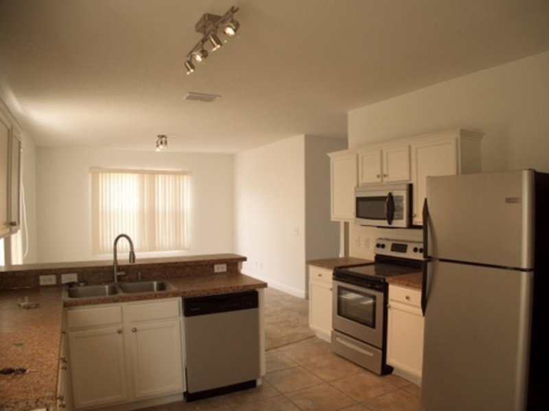 244 Cotswold Cir property image