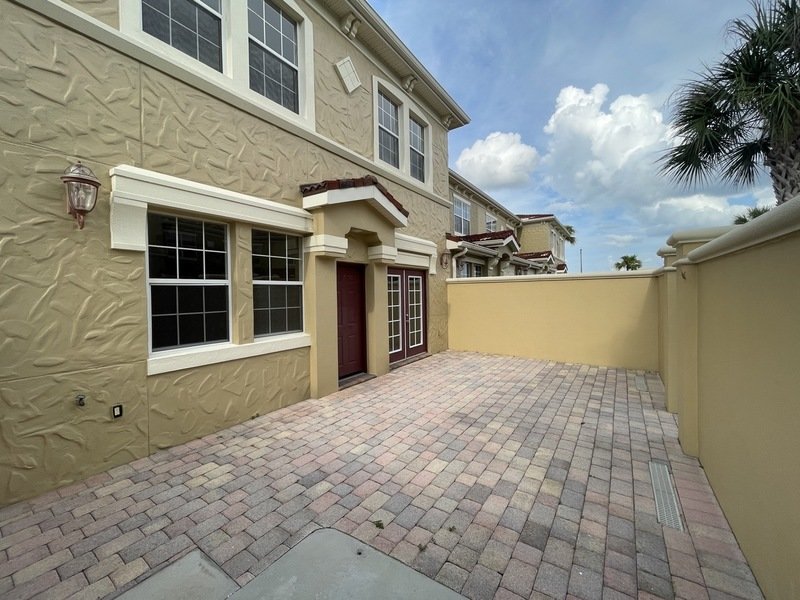 3044 Bella Vista dr property image