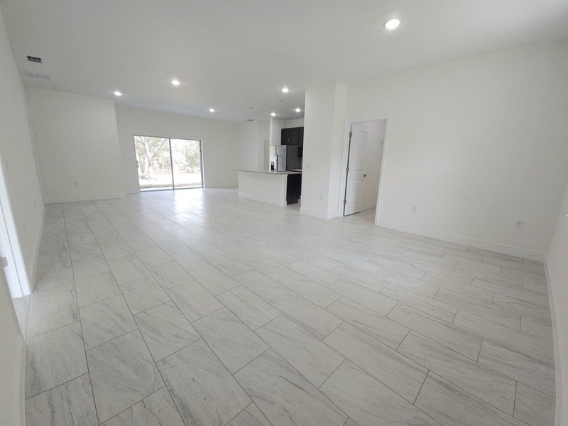 1681 W Swanson dr property image