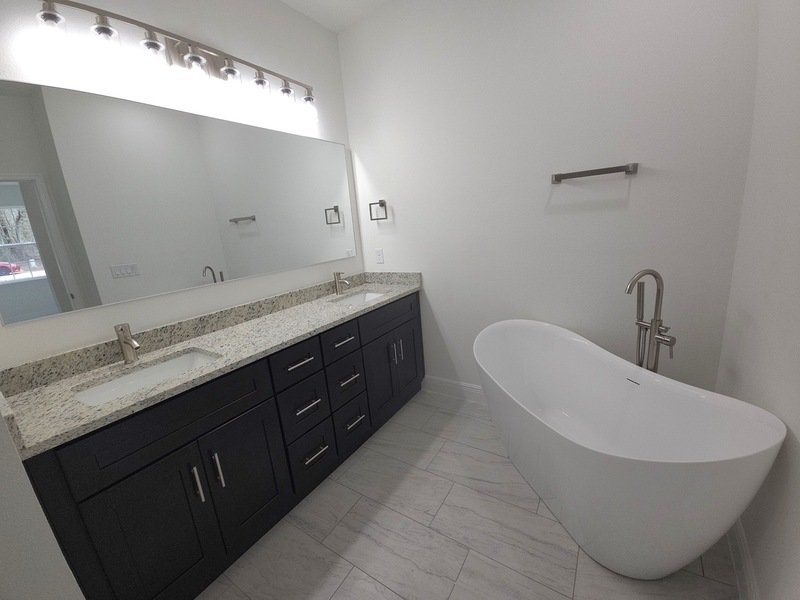 1681 W Swanson dr property image