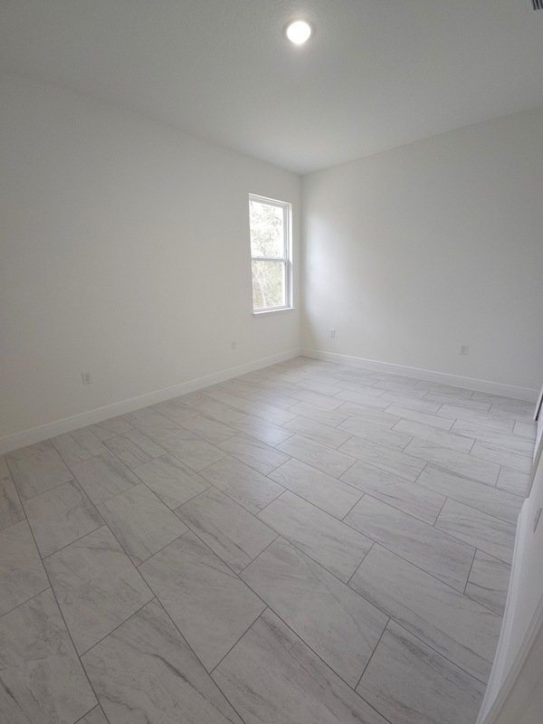 1681 W Swanson dr property image